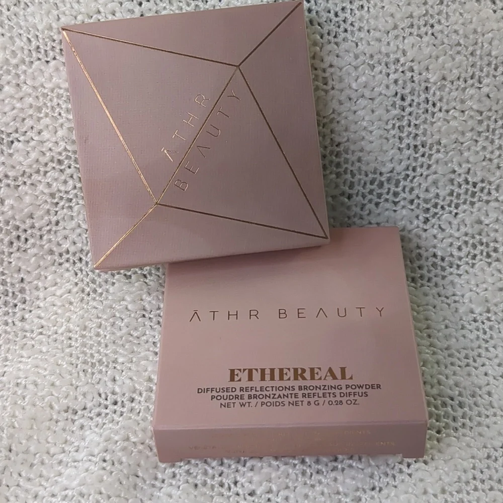 ĀTHR BEAUTY Ethereal Diffused Reflections Bronzing Powder, 8g/0.28oz